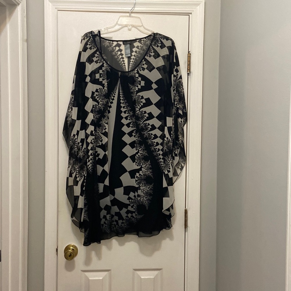wing dress very slimming